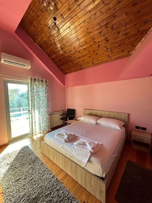 Private Hillside Villa Near Teg Full Privacy Tirana Esterno foto